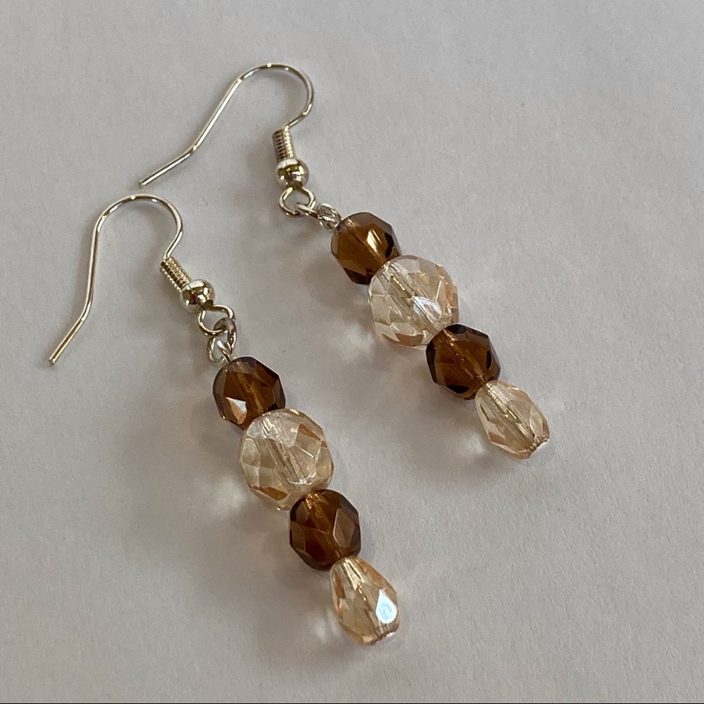 HAND CRAFTED EARRINGS Champagne Czech Crystal Dangle Drop NWT
